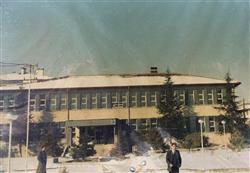 18.01.1989 Kütüphane Binası.jpg
